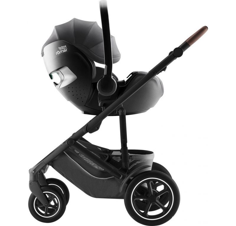 Детское автокресло Britax Romer Baby Safe Pro Classic (deep grey)