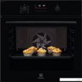 Электрический духовой шкаф Electrolux SteamBake 600 EOD6F77WZ