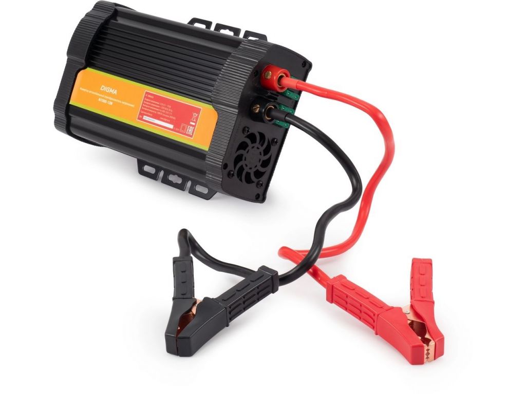 Автомобильный инвертор Digma AI1000-12W