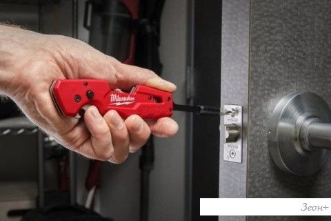 Нож строительный Milwaukee 4932492454