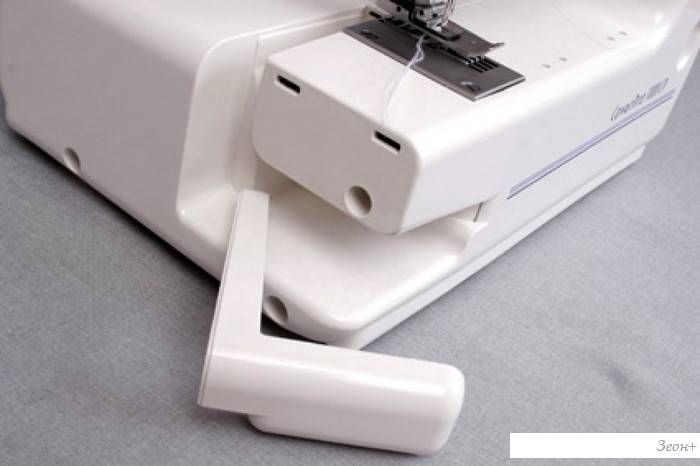 Оверлок Janome Cover Pro 7