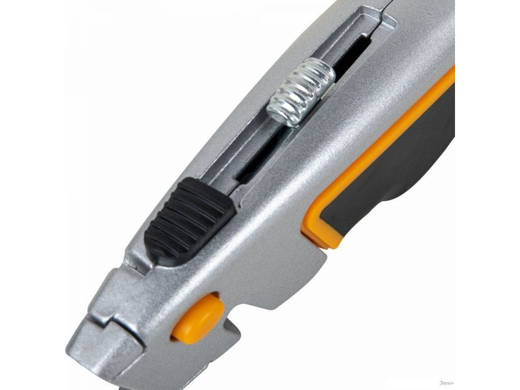 Нож для изоляции BRAUBERG 238735