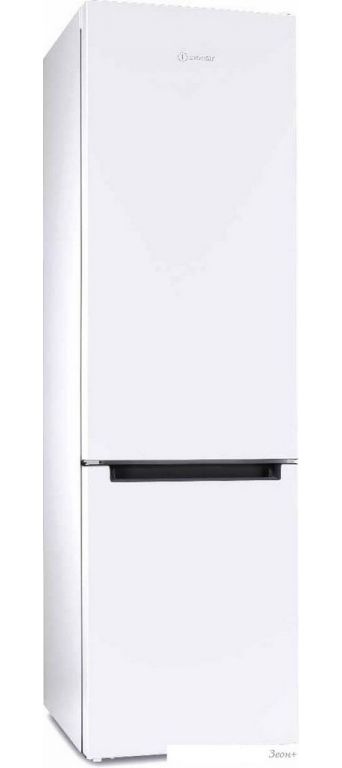 Холодильник Indesit DS 3200 W