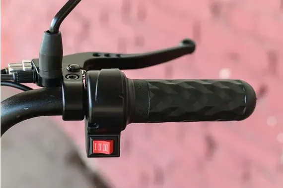 Электроскутер AVM Delta Pro (цвет уточняйте)