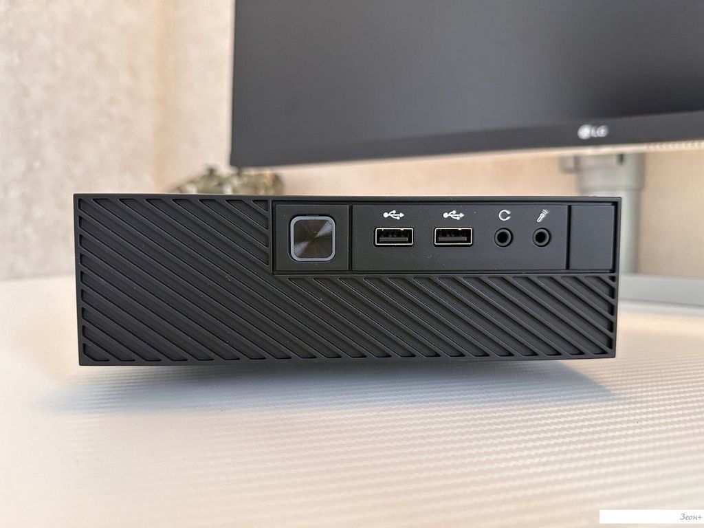 Компактный компьютер Jet Office 3i8100D16SD12VGAM1W1