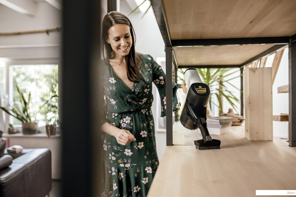 Пылесос Karcher VC 6 Cordless ourFamily 1.198-678.0