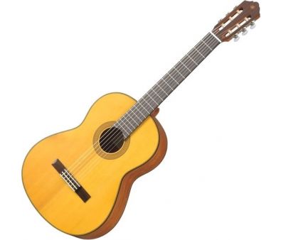   Yamaha CG122 ()