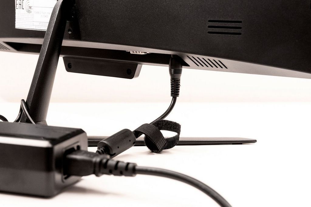 Моноблок IRBY Touch-i3121-8-1000-480-N-H610-020