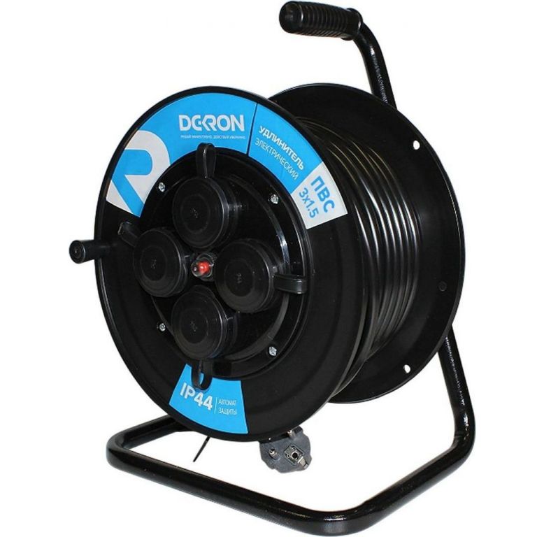 Удлинитель на катушке DEKRON УКП4404-8709