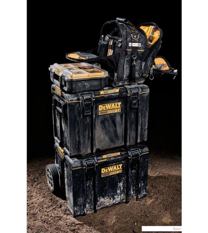 Рюкзак для инструментов DeWalt TOUGHSYSTEM® Half Width Bag DWST83524-1