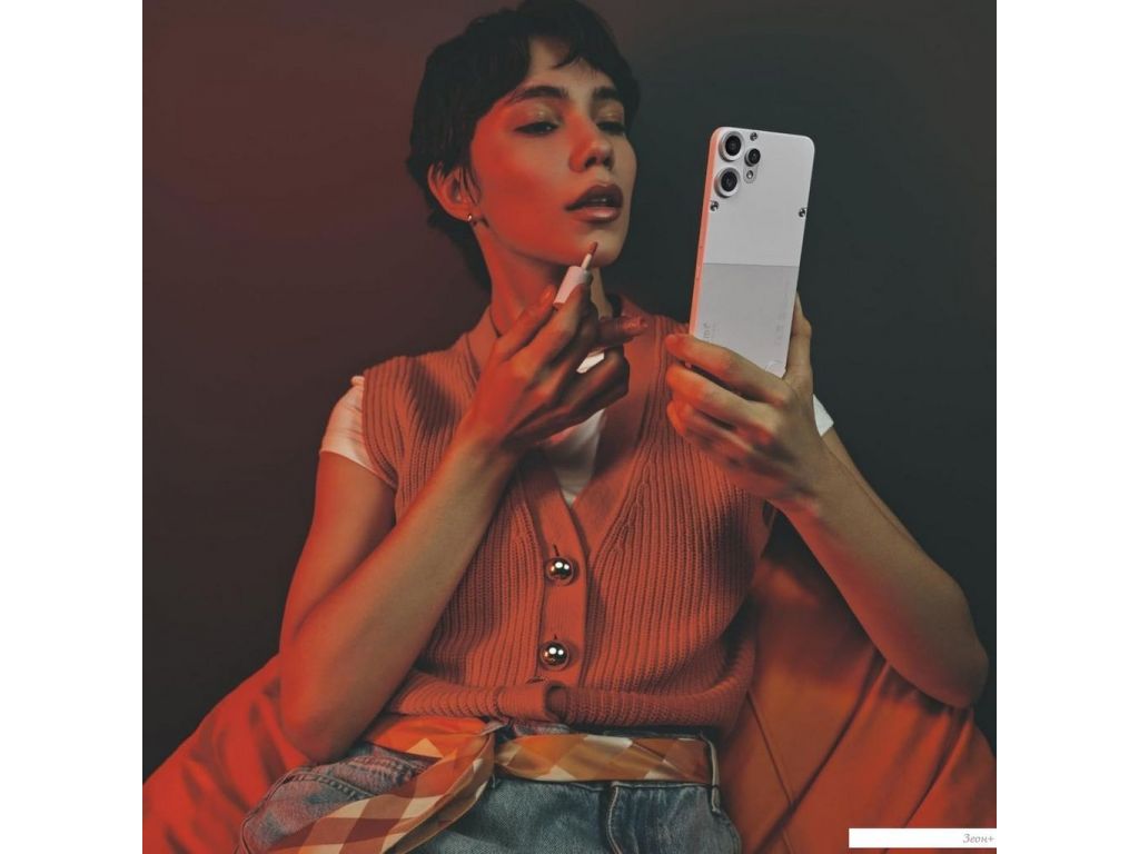 Телефон CMF Phone 2 Pro 8GB/128GB (белый)