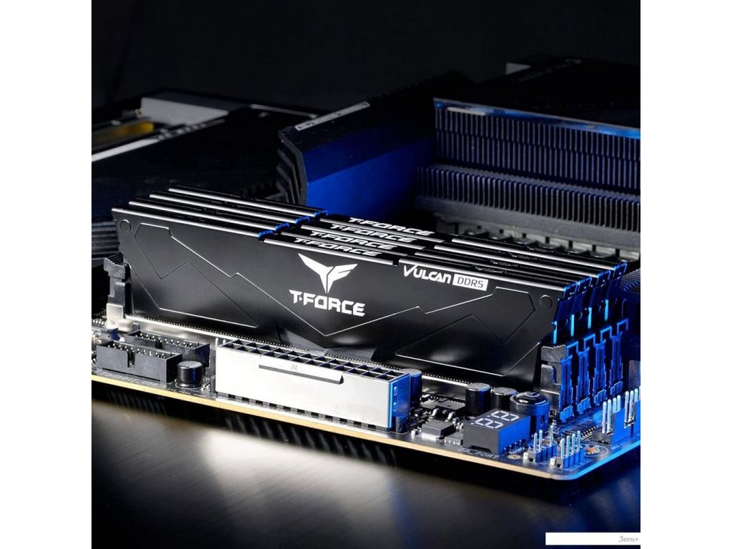Оперативная память Team T-Force Vulcan 2x8ГБ DDR5 6000 МГц FLBD516G6000HC38ADC01