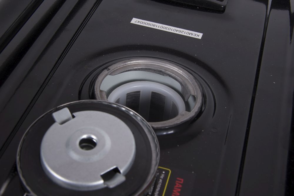 Бензиновый генератор Huter DY2500L