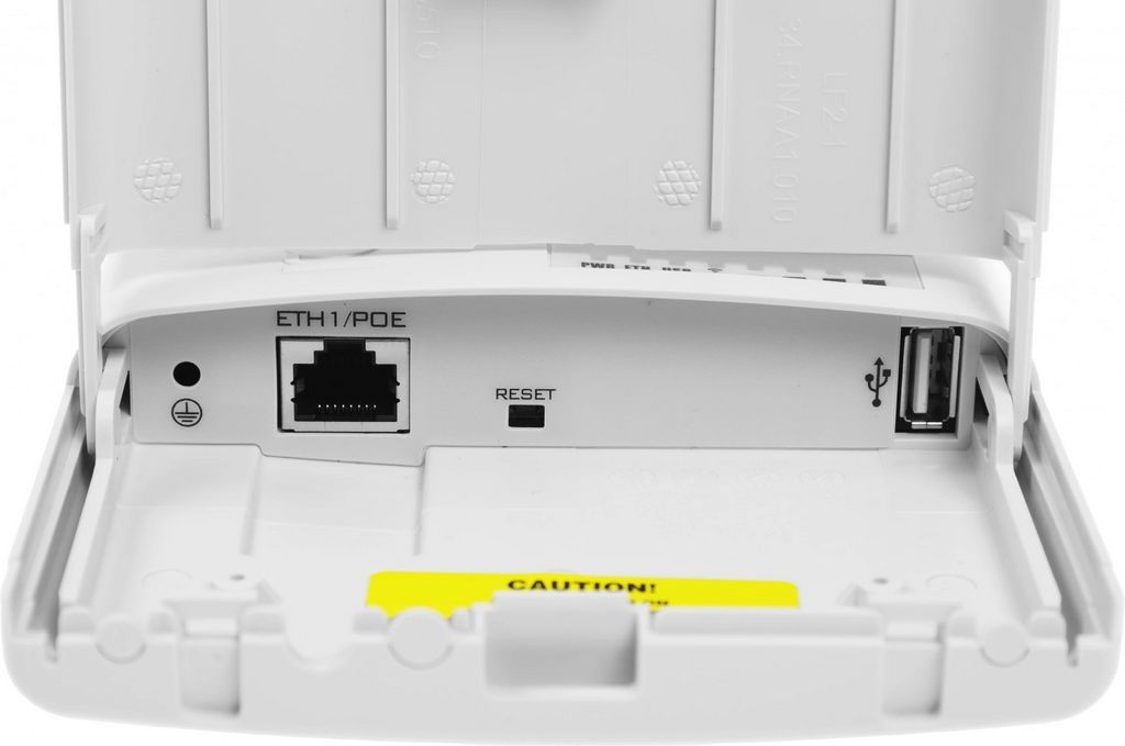 Wi-Fi роутер Mikrotik RouterBoard BaseBox 5 (RB912UAG-5HPnD-OUT)
