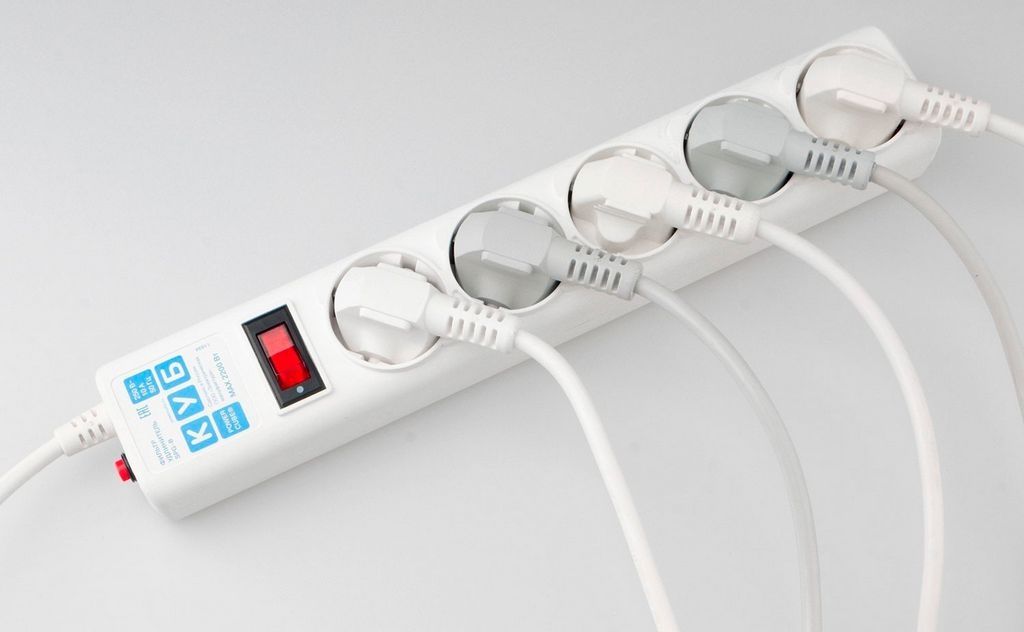 Сетевой фильтр Power Cube 5 розеток, белый, 3 м (SPG-B-10-WHITE)