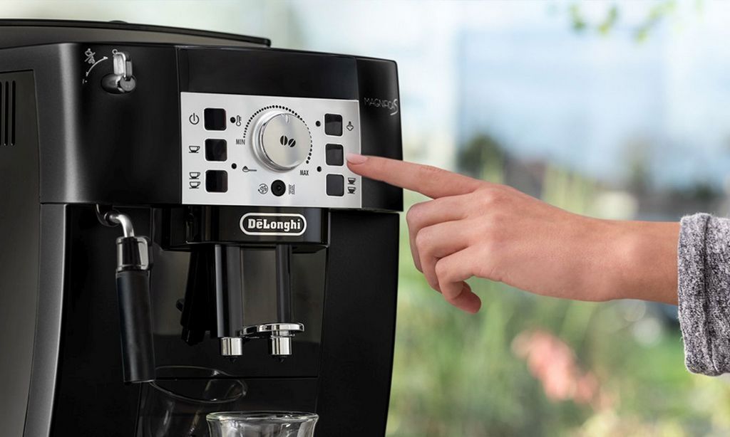 Эспрессо кофемашина DeLonghi Magnifica S ECAM 22.110.B