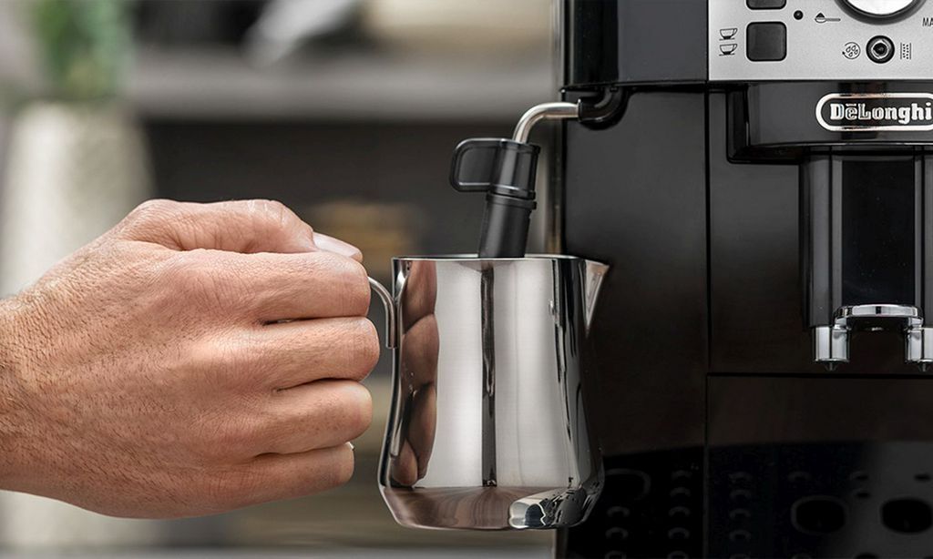 Эспрессо кофемашина DeLonghi Magnifica S ECAM 22.110.B