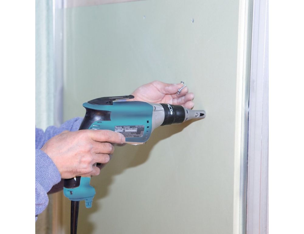 Шуруповерт Makita FS6300