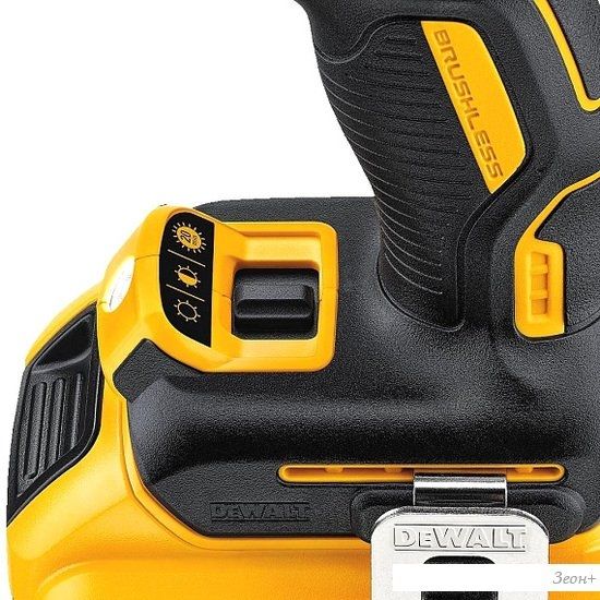 Дрель-шуруповерт DeWalt DCD796D2