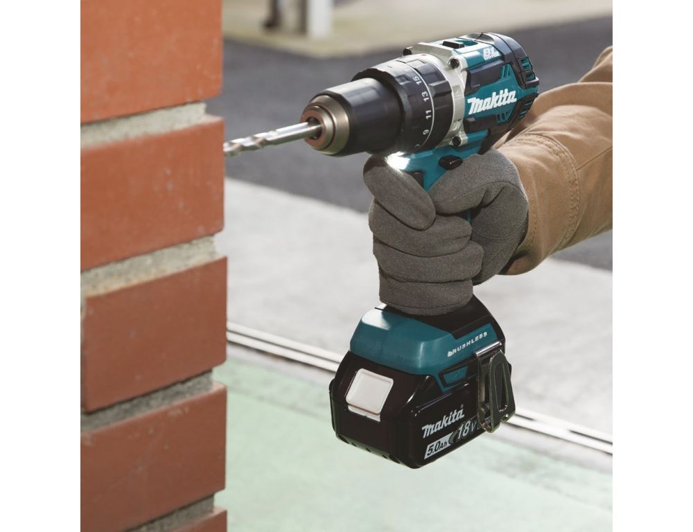 Дрель-шуруповерт Makita DHP484Z