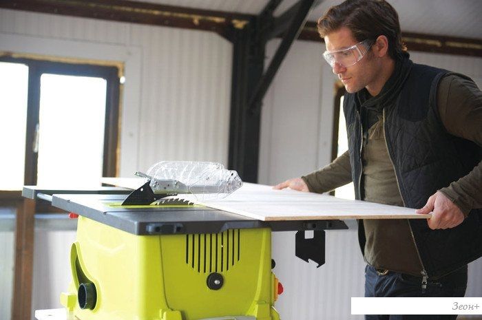 Станок Ryobi RTS 1800 S-G