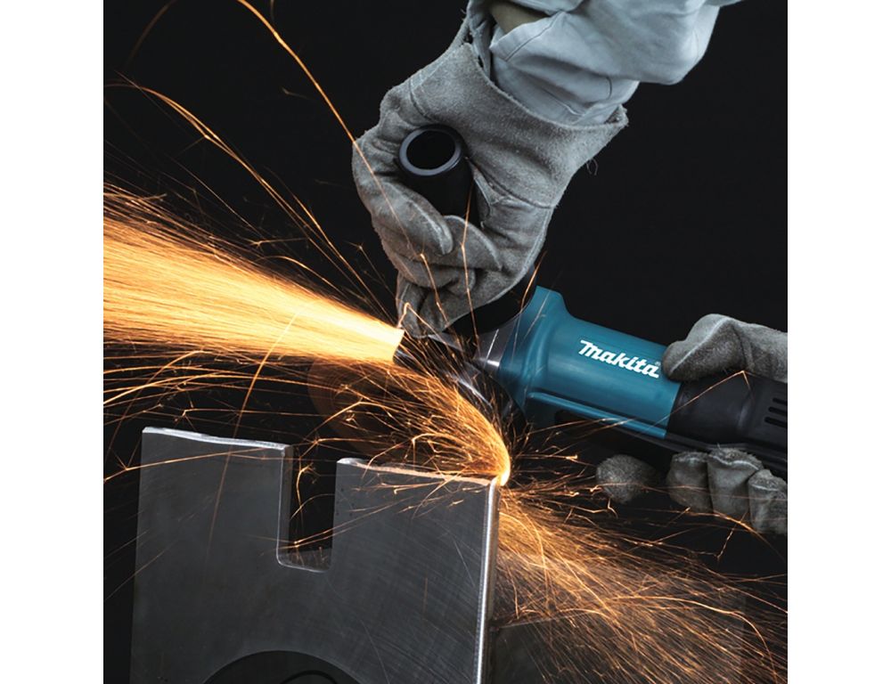 Угловая шлифмашина Makita 9558HPG