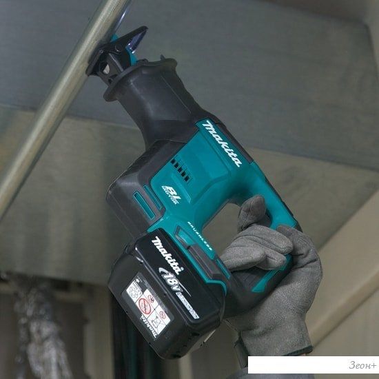 Сабельная пила Makita DJR188Z