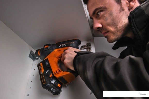 Перфоратор AEG Powertools BBH 18C-0 4935464984 (без АКБ)