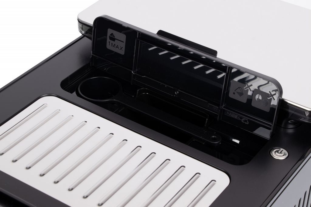 Эспрессо кофемашина DeLonghi PrimaDonna Soul ECAM 610.74.MB