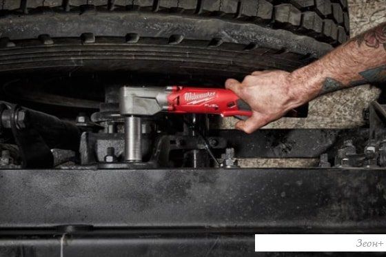 Гайковерт Milwaukee M12 FRAIWF38-0 4933471700 (без АКБ)