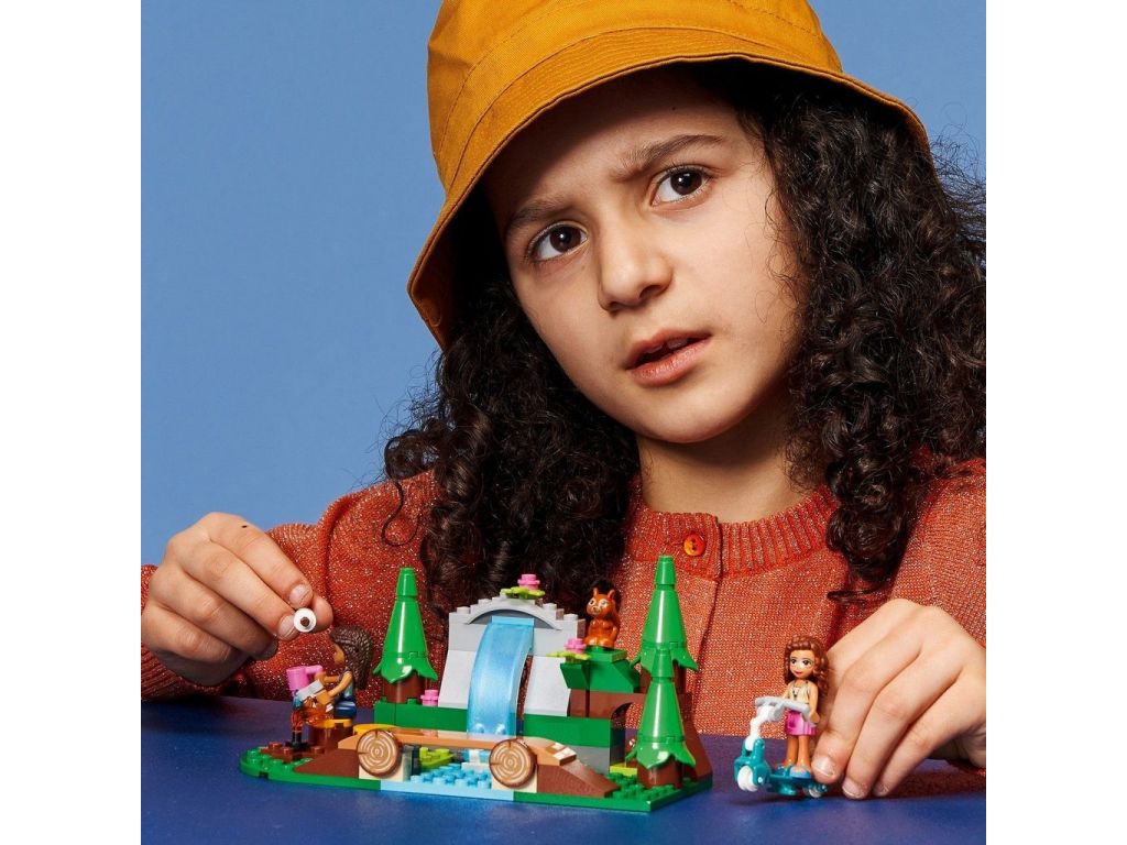 Конструктор LEGO Friends 41677 Лесной водопад