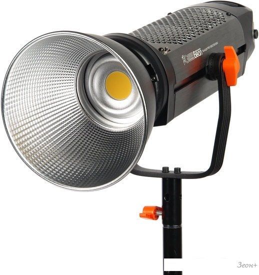 Лампа GreenBean SunLight Pro 300COB DMX