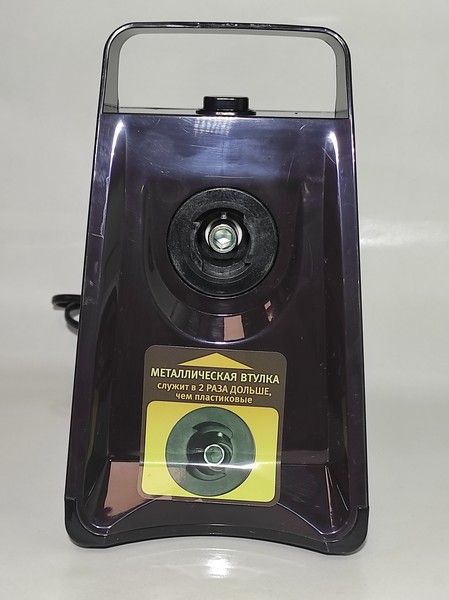 УЦЕНКА Мясорубка электрическая Vitek VT-3613 BN (Б/У - после ремонта,трещина)